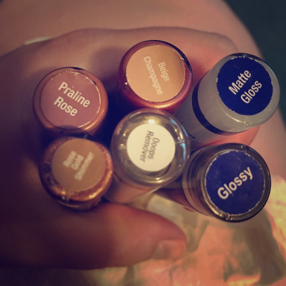 Lip sense/shadow sense